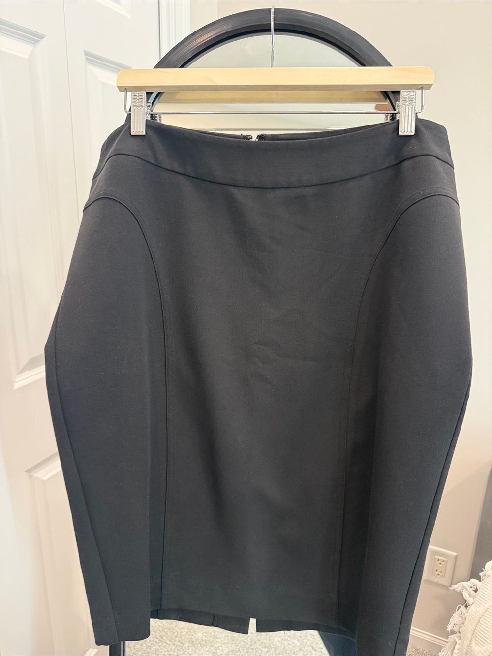 NWOT Torrid Black Pencil Skirt with Style lines
